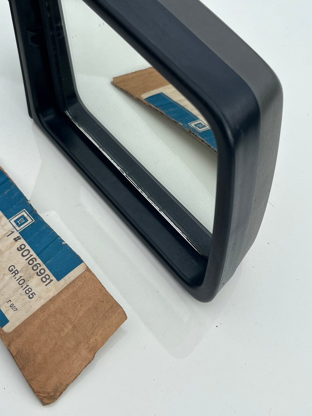 Vauxhall Nova Mirror Early Non-Adjust O/S RIGHT NOS 90166981 Genuine GM