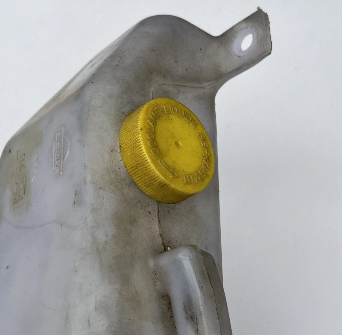 Nissan skyline r34 coolant bottle Expansion With Cap - Gtr Gtst Gtt Genuine