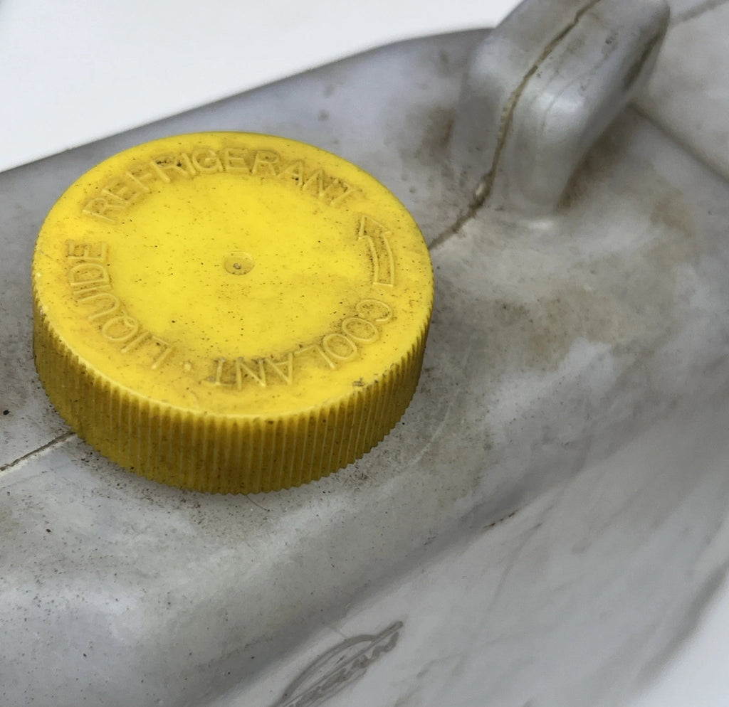 Nissan skyline r34 coolant bottle Expansion With Cap - Gtr Gtst Gtt Genuine